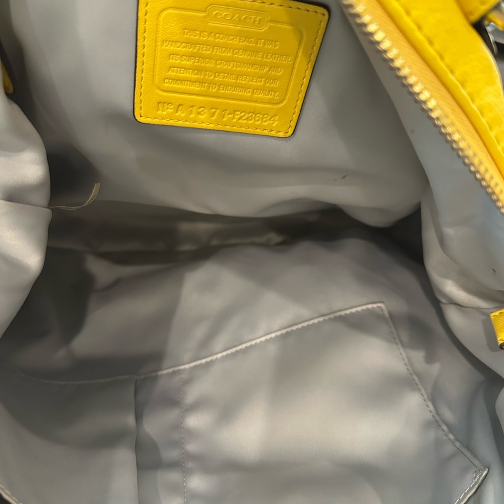 Coach 2013 Bright Yellow Leather Tote with Charm Detail. Gorgeous color - Picture 12 of 12